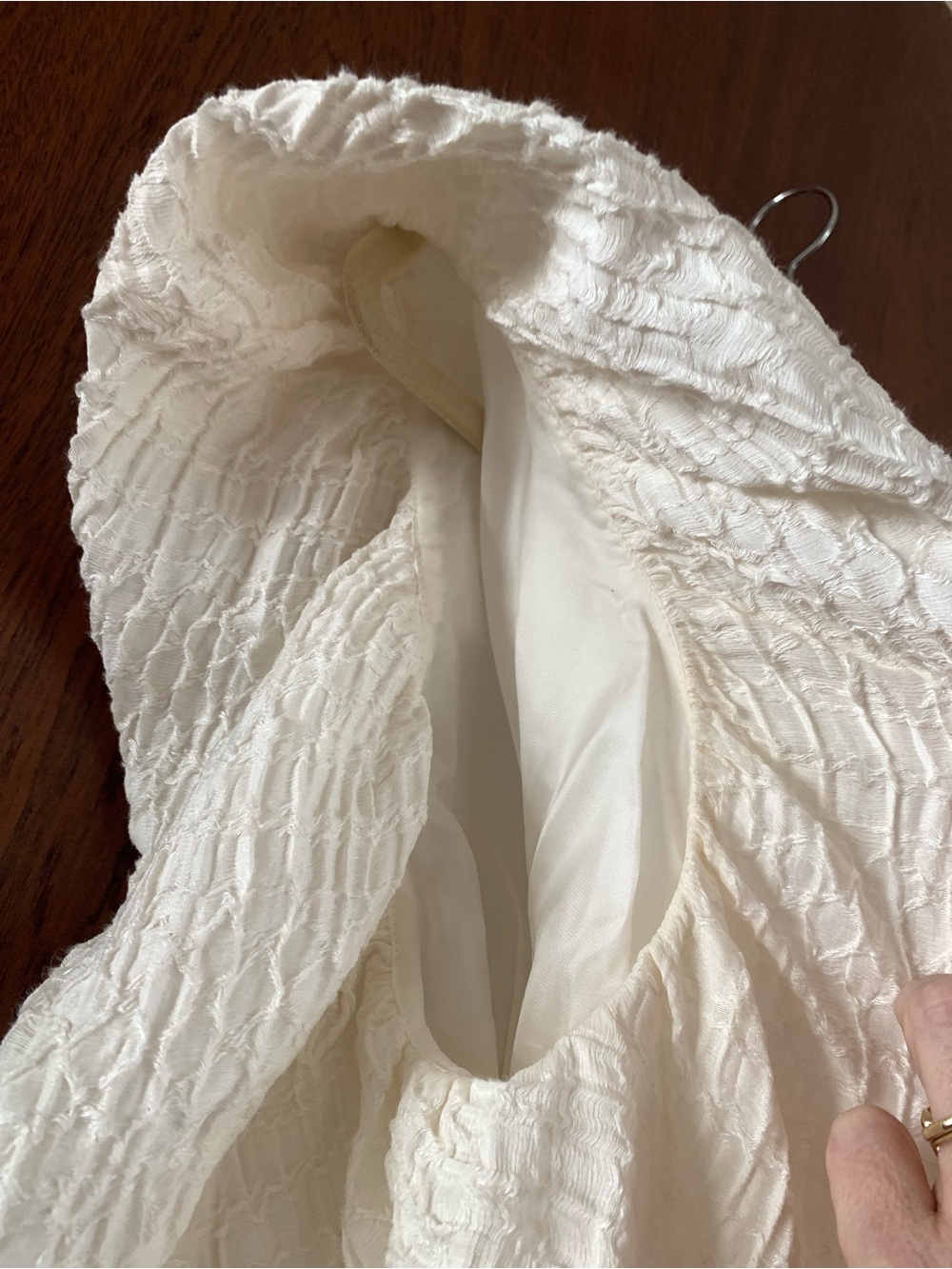 CO White Textured V-Neck Cap Sleeve Camisole - Picture 10 of 10